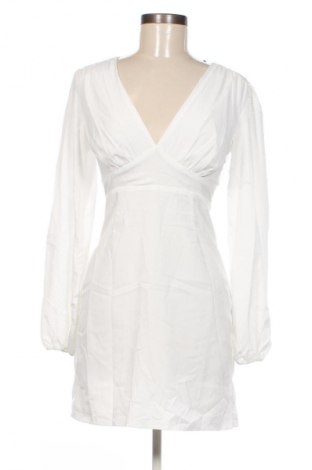Kleid Nelly, Größe S, Farbe Weiß, Preis 30,99 €