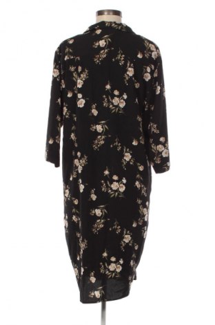 Kleid Norah, Größe M, Farbe Mehrfarbig, Preis € 7,99