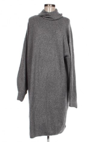 Ruha Page One, Méret XXL, Szín Szürke, Ár 5 865 Ft