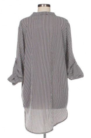 Kleid Pittarello, Größe M, Farbe Mehrfarbig, Preis 8,99 €