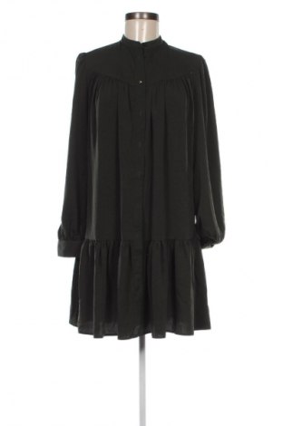 Kleid Primark, Größe M, Farbe Grün, Preis 13,99 €