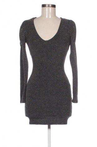 Φόρεμα Pull&Bear, Μέγεθος M, Χρώμα Πολύχρωμο, Τιμή 8,99 €