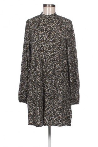 Rochie Pull&Bear, Mărime L, Culoare Multicolor, Preț 41,99 Lei