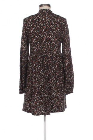Kleid Pull&Bear, Größe M, Farbe Mehrfarbig, Preis 8,99 €