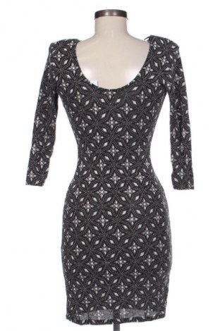 Kleid Quiz, Größe M, Farbe Mehrfarbig, Preis € 18,62