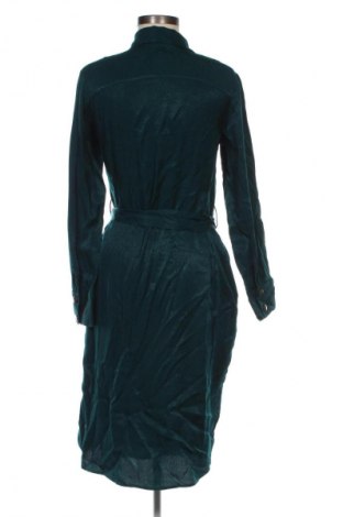 Kleid Reserved, Größe M, Farbe Grün, Preis 20,43 €