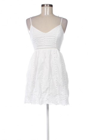 Rochie SBetro, Mărime S, Culoare Alb, Preț 74,81 Lei