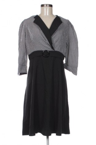 Kleid SHEIN, Größe XL, Farbe Mehrfarbig, Preis 14,99 €