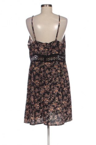 Kleid SHEIN, Größe XL, Farbe Mehrfarbig, Preis € 12,99