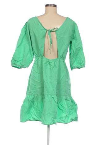 Φόρεμα Sissy Boy, Μέγεθος M, Χρώμα Πράσινο, Τιμή 18,99 €