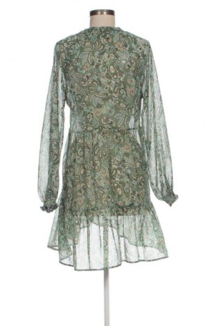 Kleid Stradivarius, Größe M, Farbe Mehrfarbig, Preis 8,99 €