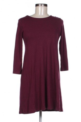 Rochie Stradivarius, Mărime M, Culoare Roșu, Preț 41,99 Lei