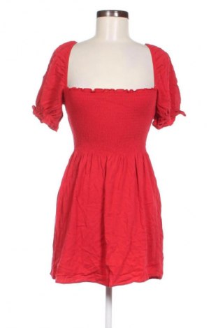 Φόρεμα Stradivarius, Μέγεθος S, Χρώμα Κόκκινο, Τιμή 15,00 €