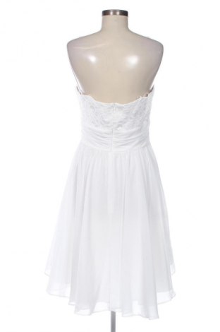 Φόρεμα Swing, Μέγεθος XL, Χρώμα Λευκό, Τιμή 117,55 €