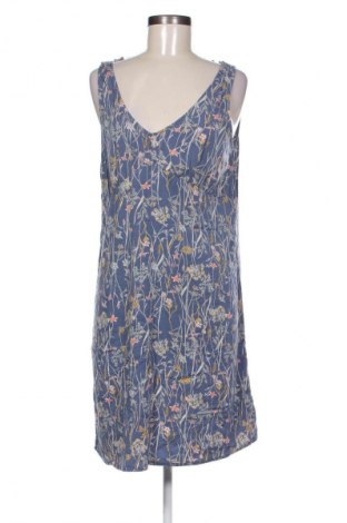 Ruha TCM, Méret M, Szín Sokszínű, Ár 4 509 Ft