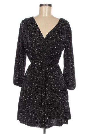 Kleid Trendyol, Größe M, Farbe Mehrfarbig, Preis 13,99 €