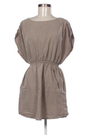 Kleid Unbranded, Größe L, Farbe Beige, Preis 10,99 €
