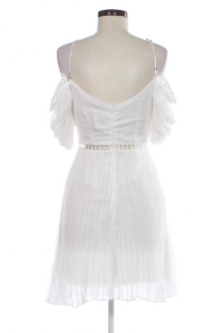 Ruha Unbranded, Méret S, Szín Fehér, Ár 7 879 Ft