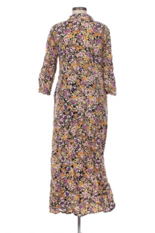 Kleid Vero Moda, Größe S, Farbe Mehrfarbig, Preis 23,99 €