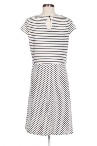 Рокля Vero Moda, Размер XL, Цвят Многоцветен, Цена 34,00 лв.