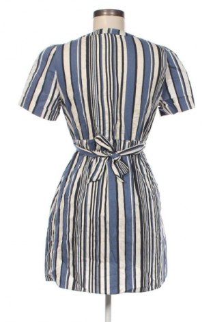 Kleid Zara, Größe M, Farbe Mehrfarbig, Preis 12,99 €