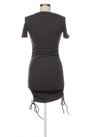 Sukienka Zara, Rozmiar S, Kolor Szary, Cena 88,99 zł