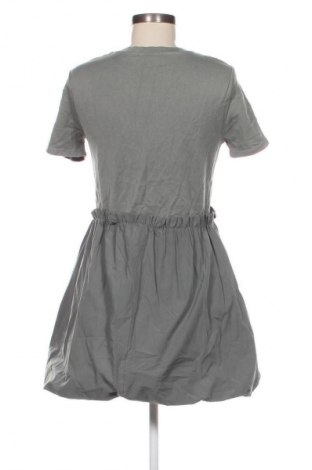 Kleid Zara, Größe M, Farbe Grün, Preis € 7,99