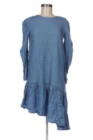 Kleid Zara Trafaluc, Größe M, Farbe Blau, Preis 13,99 €