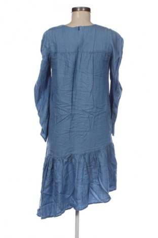 Kleid Zara Trafaluc, Größe M, Farbe Blau, Preis 13,99 €