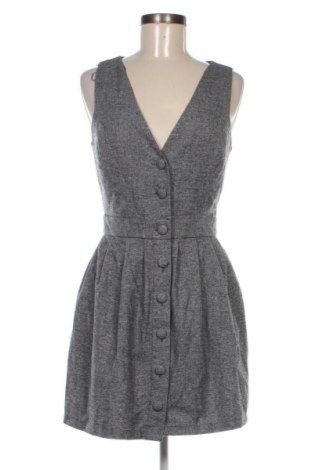 Kleid Zara Trafaluc, Größe M, Farbe Grau, Preis € 24,55
