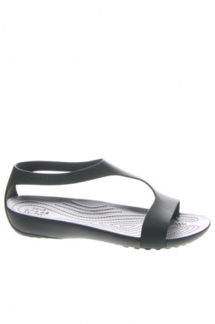 Сандали Crocs, Размер 42, Цвят Черен, Цена 171,83 лв.