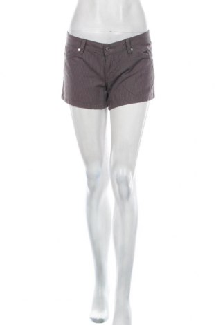 Γυναικείο κοντό παντελόνι Calvin Klein Jeans, Μέγεθος M, Χρώμα Γκρί, 97% βαμβάκι, 3% ελαστάνη, Τιμή 26,60 €