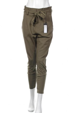Дамски панталон Vero Moda, Размер M, Цвят Зелен, 65% вискоза, 30% полиамид, 5% еластан, Цена 27,65 лв.