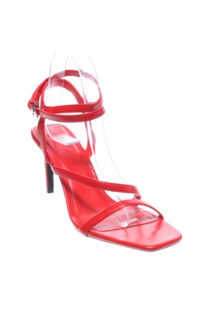 Sandalen Bershka, Größe 38, Farbe Rot, Preis 30,41 €