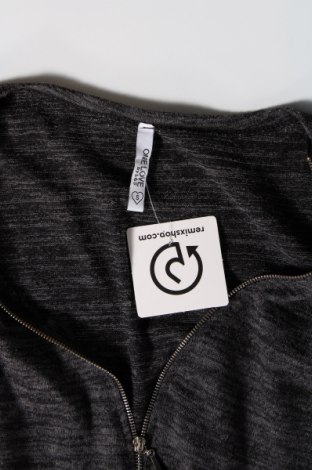 Γυναικεία μπλούζα One Love, Μέγεθος S, Χρώμα Γκρί, Τιμή 15,46 €