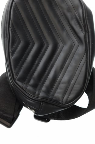 Hüfttasche H&M, Farbe Schwarz, Preis € 12,82