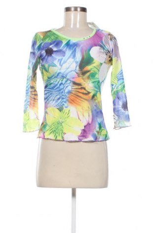 Дамска блуза, Размер S, Цвят Многоцветен, Цена 9,50 лв.