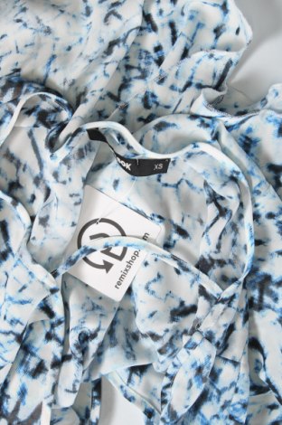 Γυναικεία μπλούζα Bik Bok, Μέγεθος XS, Χρώμα Πολύχρωμο, Τιμή 2,72 €