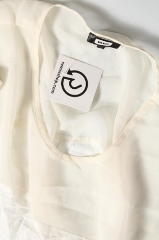 Damen Shirt Bik Bok, Größe M, Farbe Weiß, Preis 3,31 €