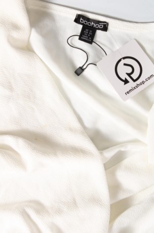 Damen Shirt Boohoo, Größe M, Farbe Weiß, Preis € 4,95