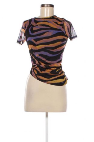 Γυναικεία μπλούζα Boohoo, Μέγεθος M, Χρώμα Πολύχρωμο, Τιμή 7,19 €