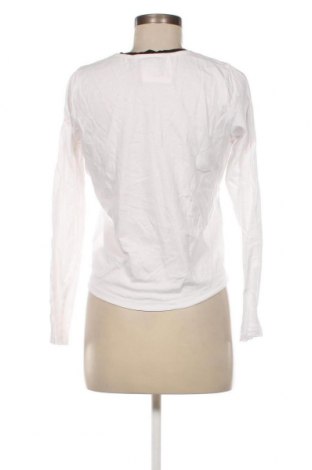 Дамска блуза Fb Sister, Размер M, Цвят Бял, Цена 5,13 лв.