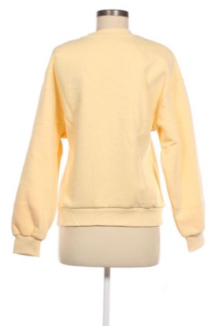 Дамска блуза Gina Tricot, Размер XS, Цвят Жълт, Цена 6,90 лв.
