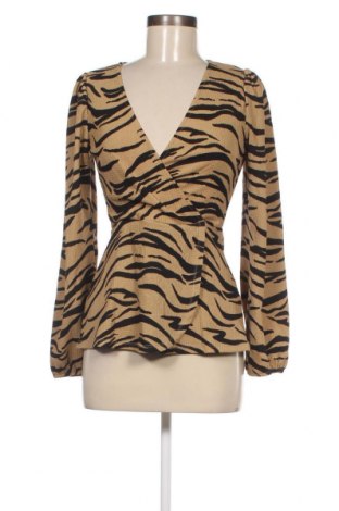 Γυναικεία μπλούζα Gina Tricot, Μέγεθος S, Χρώμα  Μπέζ, Τιμή 1,86 €