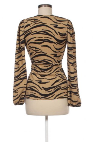 Γυναικεία μπλούζα Gina Tricot, Μέγεθος S, Χρώμα  Μπέζ, Τιμή 1,86 €