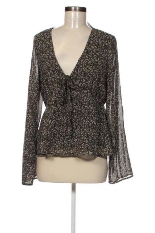 Дамска блуза In the style, Размер M, Цвят Многоцветен, Цена 31,00 лв.