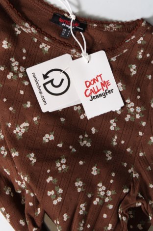 Γυναικεία μπλούζα Jennyfer, Μέγεθος S, Χρώμα Καφέ, Τιμή 7,19 €