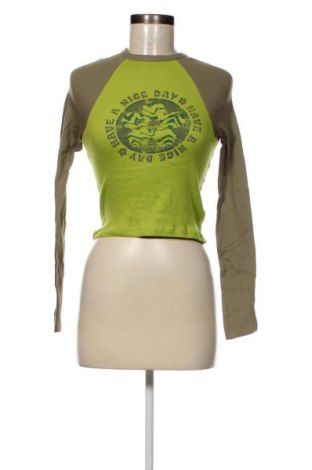 Damen Shirt Jennyfer, Größe S, Farbe Grün, Preis 2,40 €