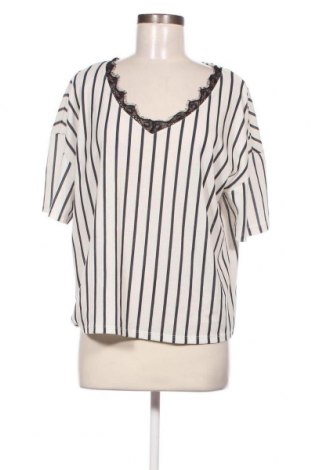 Damen Shirt LC Waikiki, Größe XXL, Farbe Mehrfarbig, Preis 14,83 €
