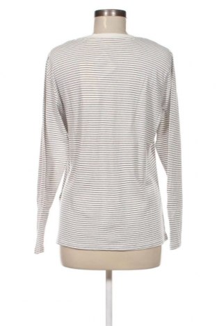Дамска блуза Levi's, Размер XXL, Цвят Бял, Цена 73,44 лв.